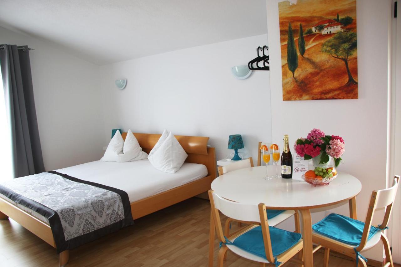 Apartments Gavric Trogir Exterior foto