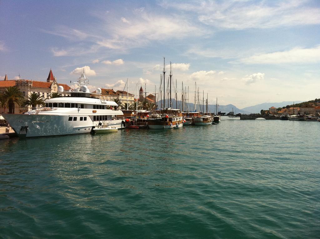 Apartments Gavric Trogir Exterior foto